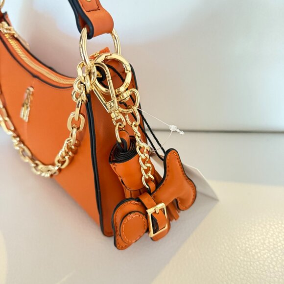 NWT STEVE MADDEN BMIKAL SHOULDER BAG PURSE ORANGE W TASSEL CHARM DOG KEYRING - Picture 3 of 7